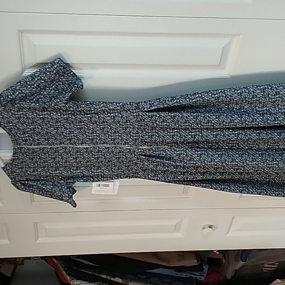 LuLaRoe Amelia Fit and Flare Dress M - Picture 5 of 11